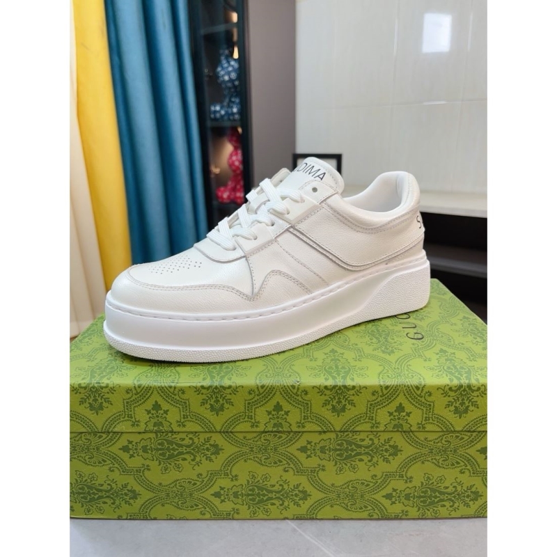 G*u*i casual shoes